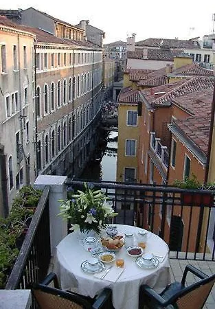 Отель San Marco Palace