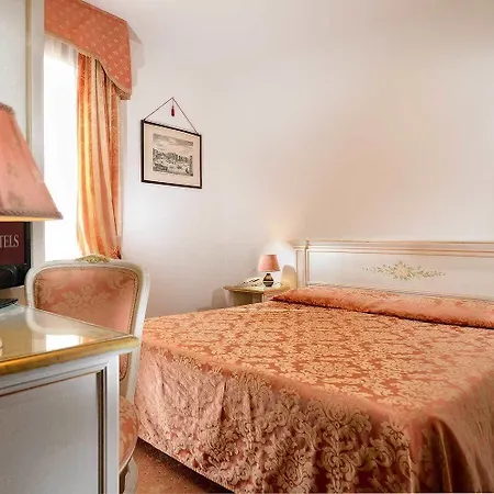 サン マルコ パレス