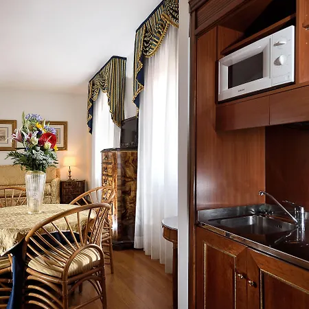 サン マルコ パレス 4*