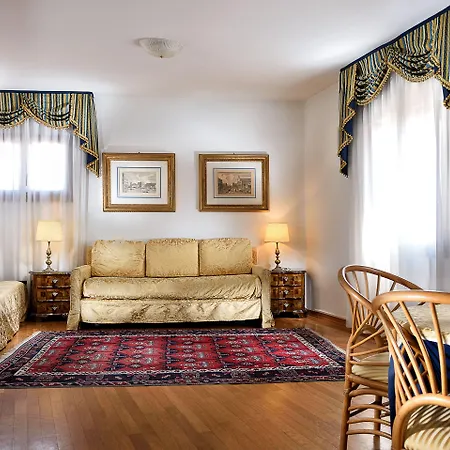 San Marco Palace מלון 4*
