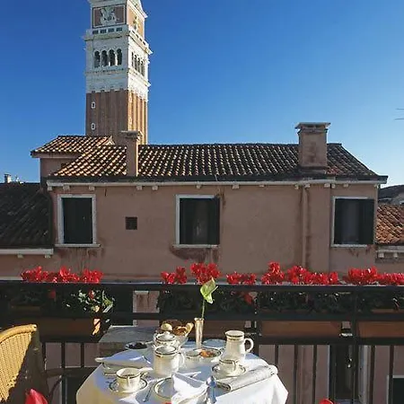 מלון San Marco Palace